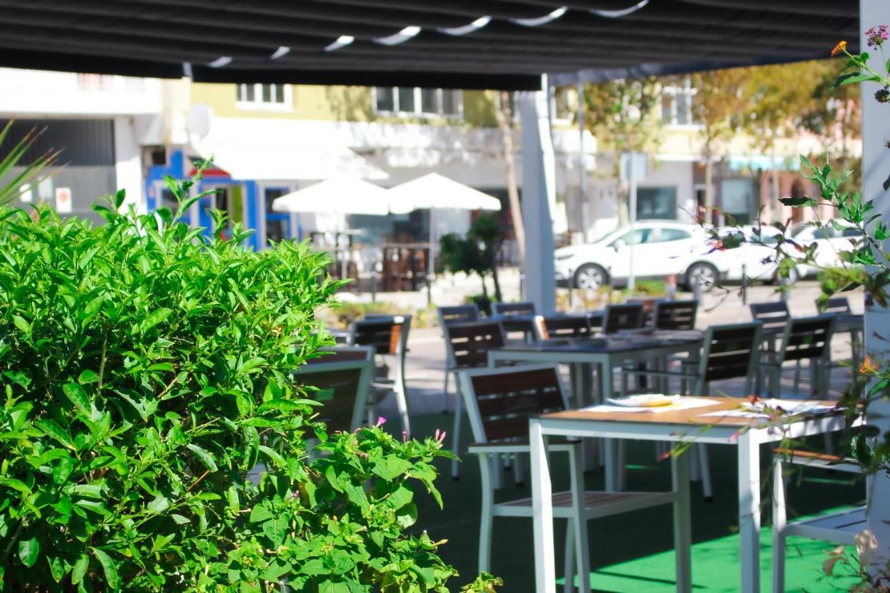 Hotel Patricia Torreguadiaro Εξωτερικό φωτογραφία