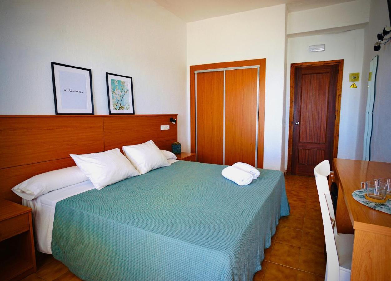 Hotel Patricia Torreguadiaro Εξωτερικό φωτογραφία